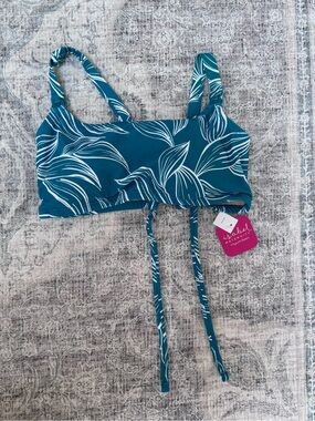 Ingrid & Isabel Maternity Nursing Breastfeeding Bikini Top Size L, D, DD